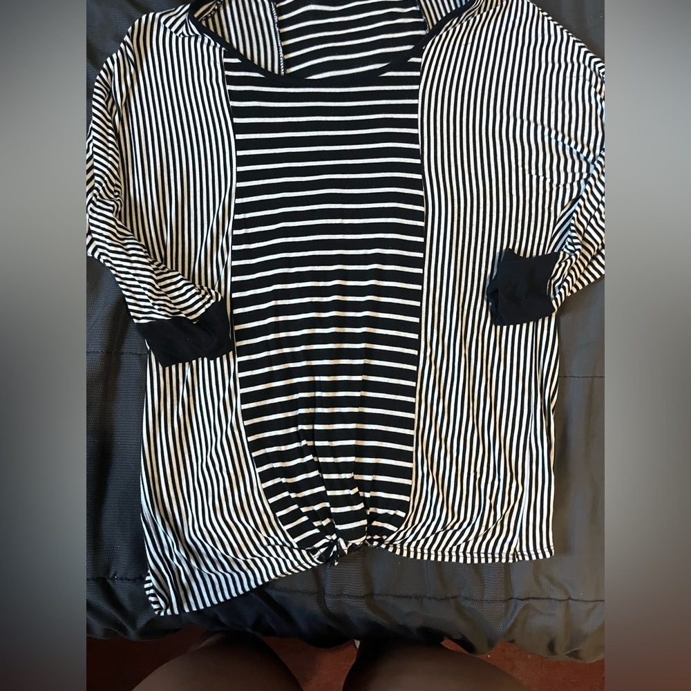 Black and White Stripped short sleeve